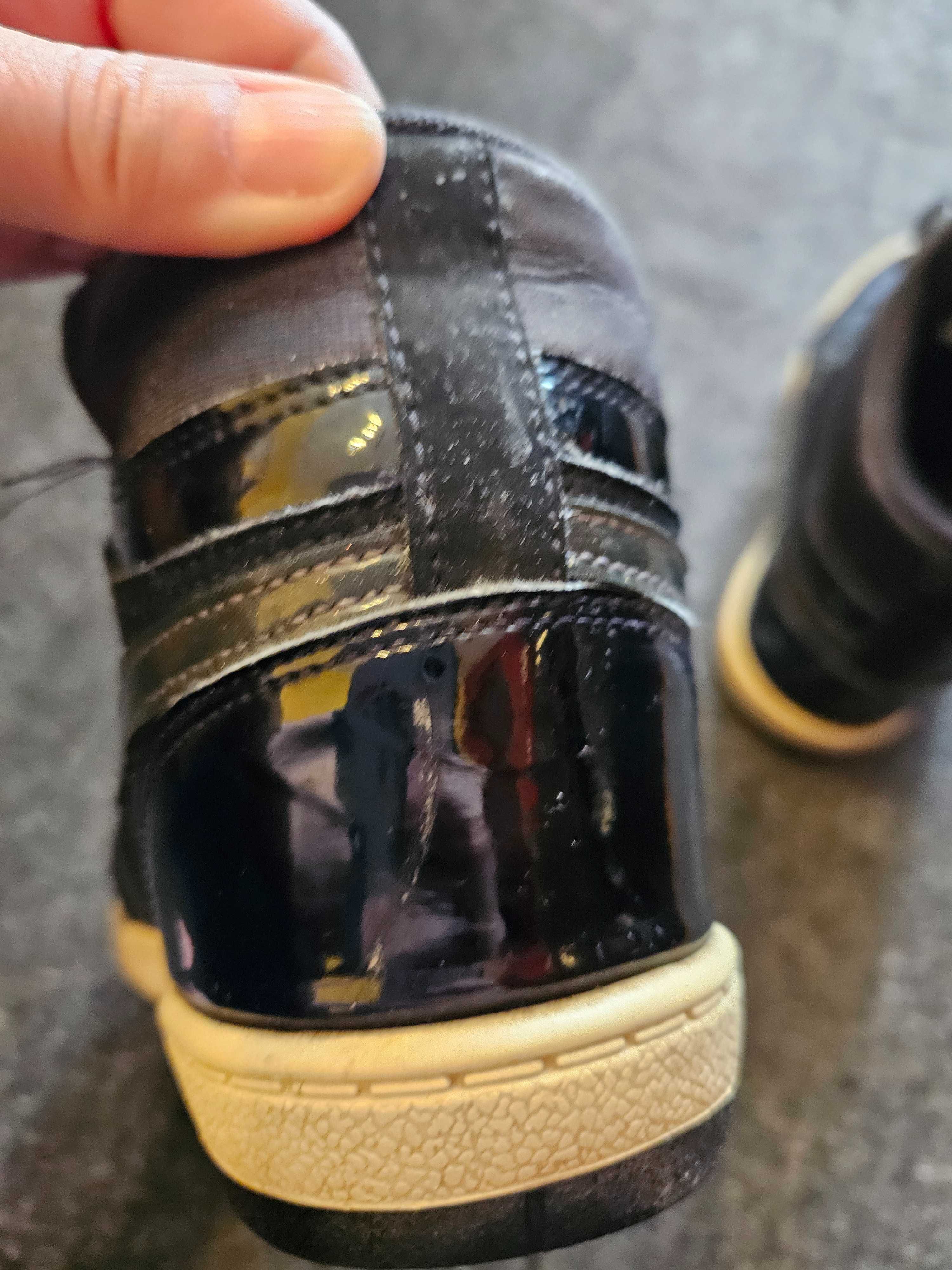 Buty damskie Nike Force na koturnie rozm. 38