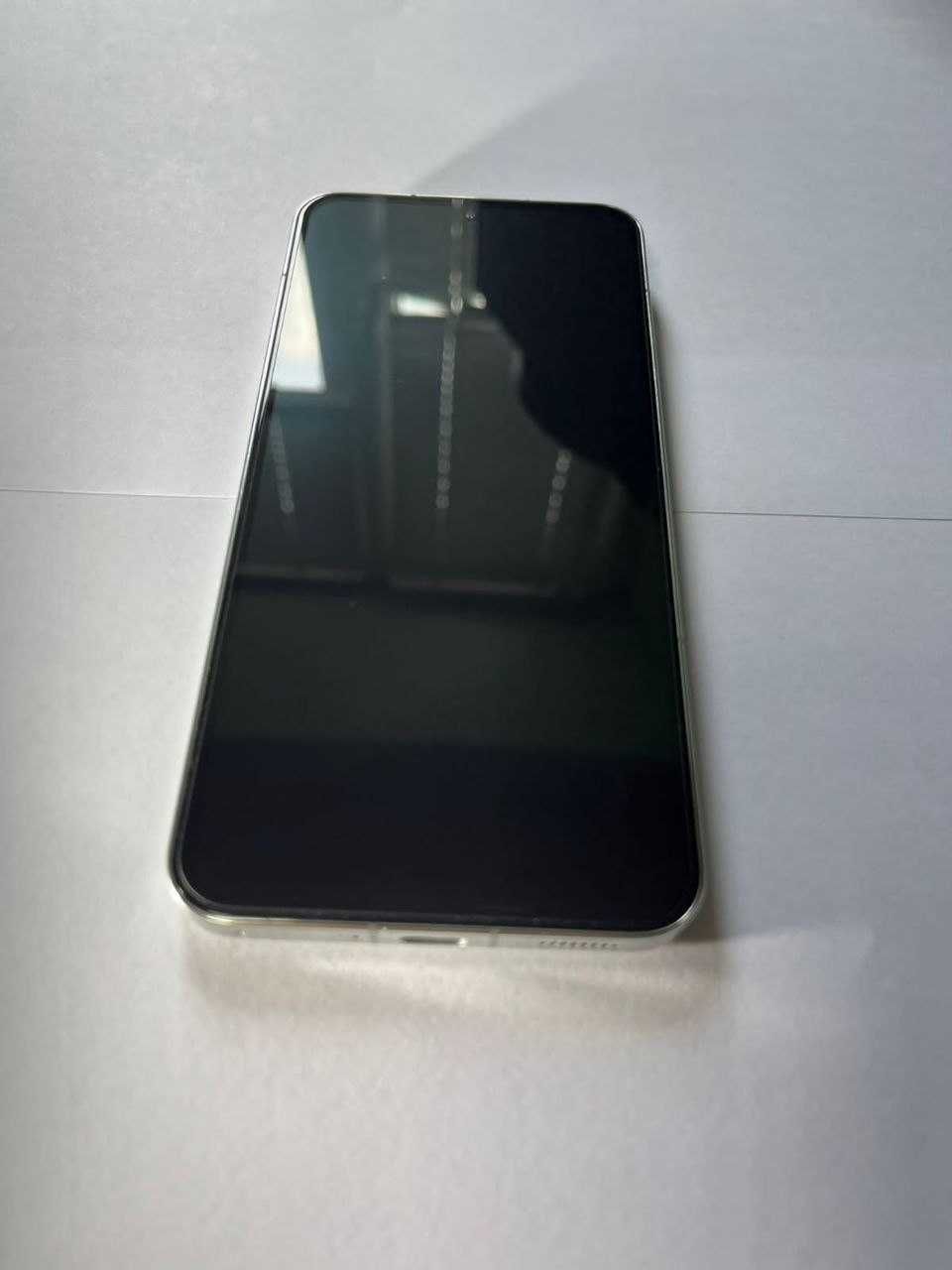 Смартфон Xiaomi Mi 13