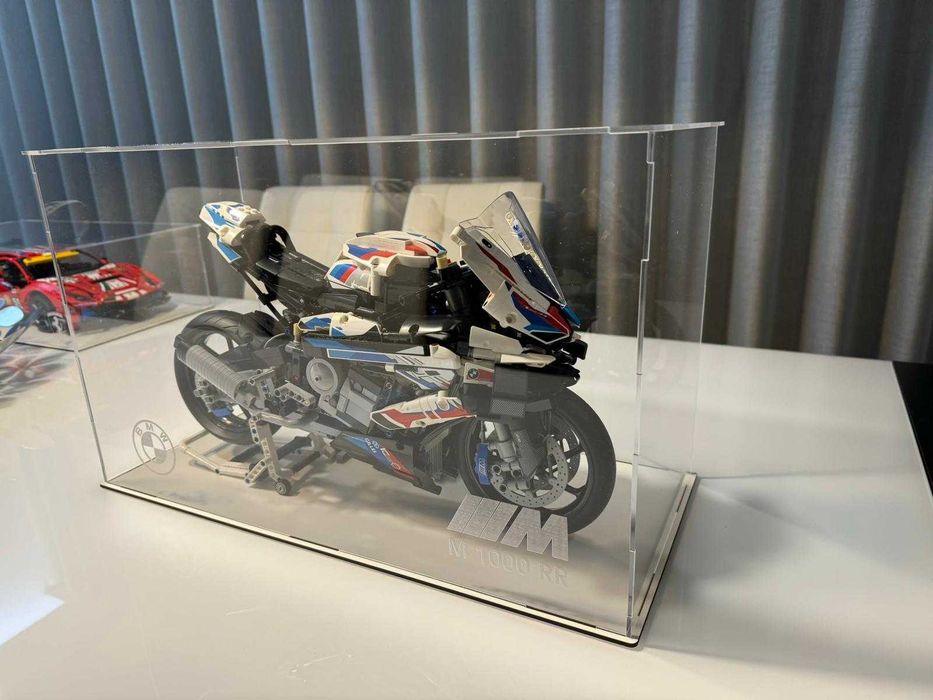 Expositor 'LEGO' em acrílico