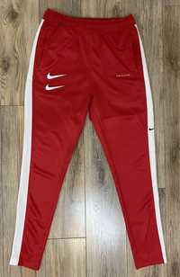 Спортивні штани Nike Doble swoosh S