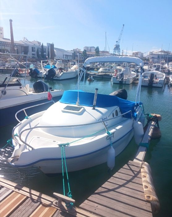 RESERVADO Barco Baleote 460