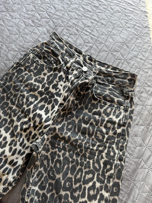 Леопардові джинси