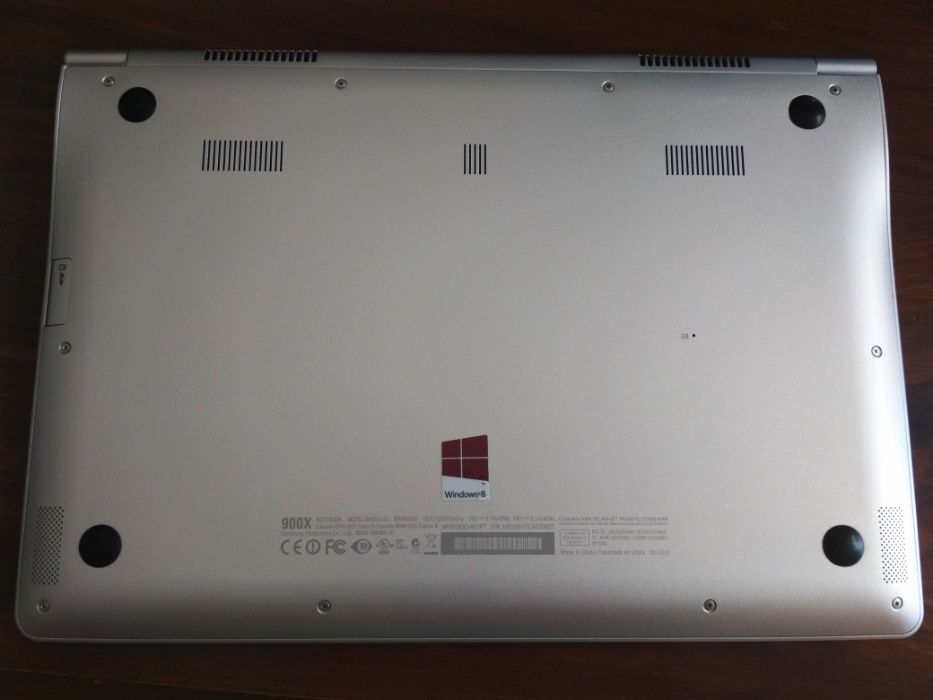 Portátil Samsung 9 NP900X3D UltraBook - Slim 13" i5 120GB SSD 4GB RAM