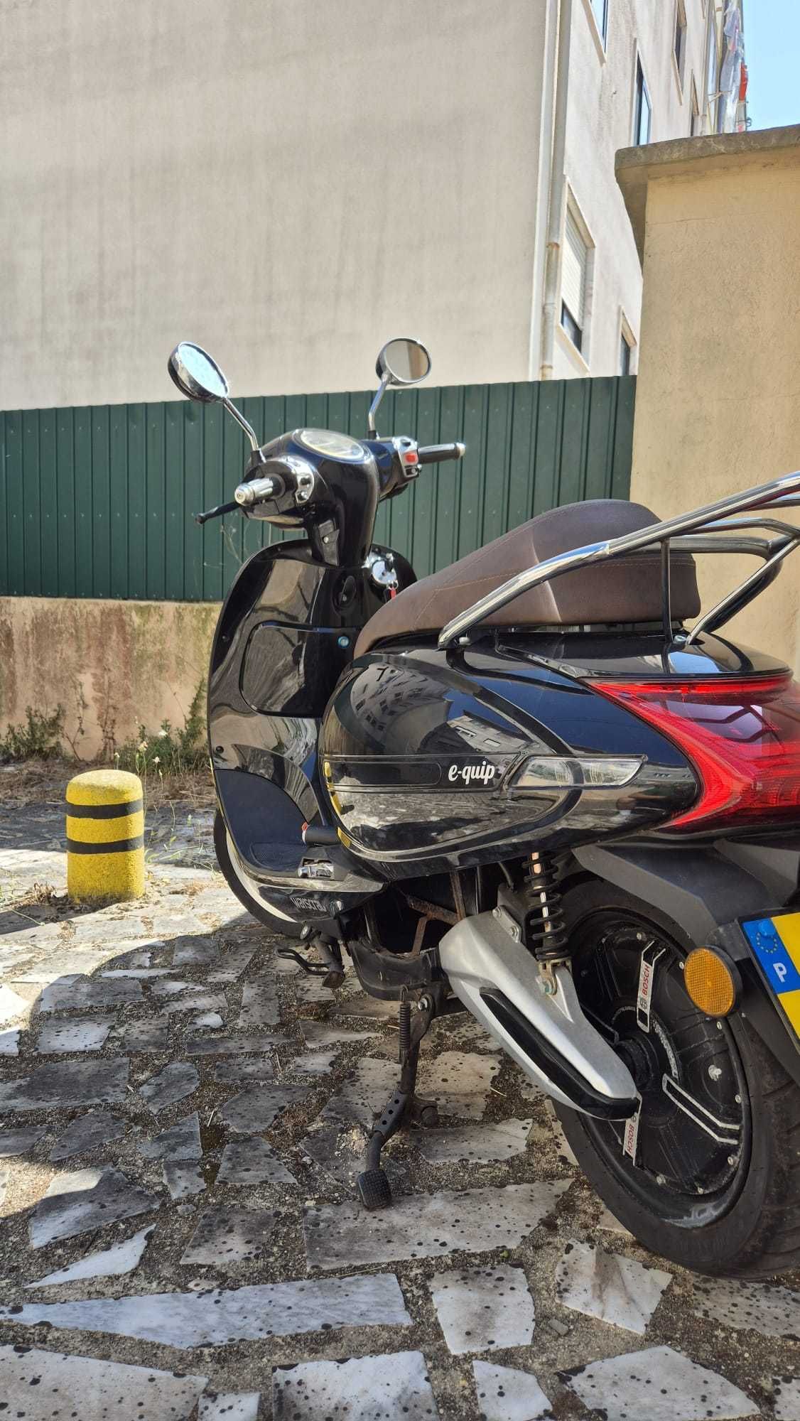 Mota Eletrica de Garagem como nova