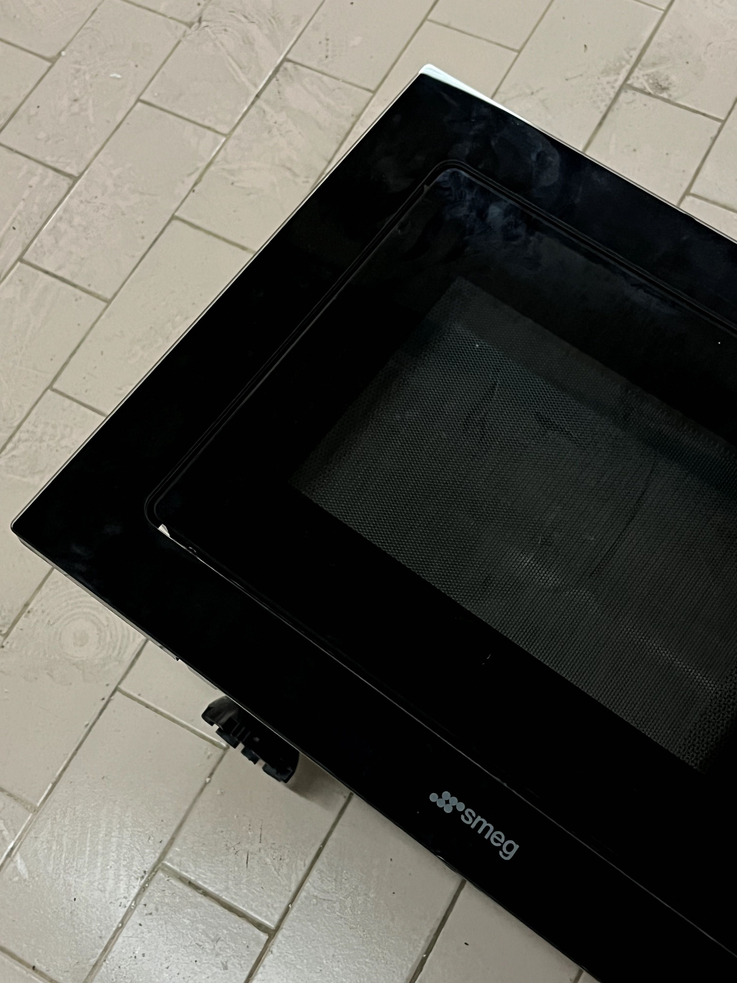 Microondas Smeg de encastrar