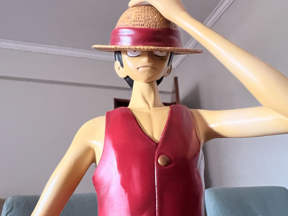 One Piece - Figura Luffy base 30 cms