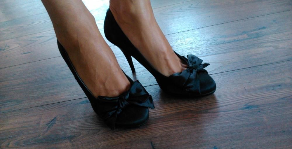 Włoskie Czarne Czółenka/Szpilki z Kokardą platforma_Rozm.38