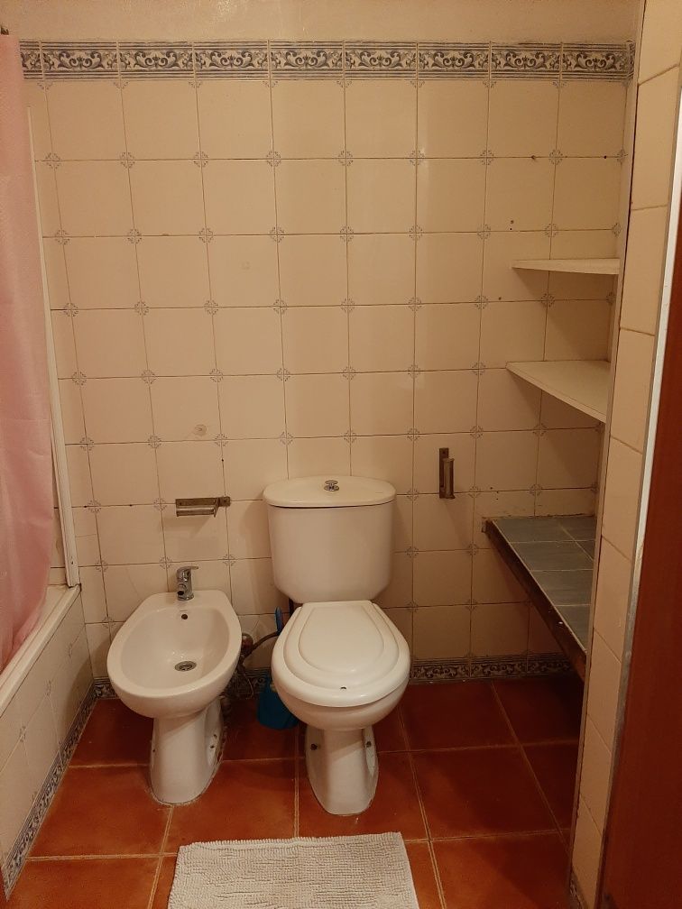 Quarto para arrendar