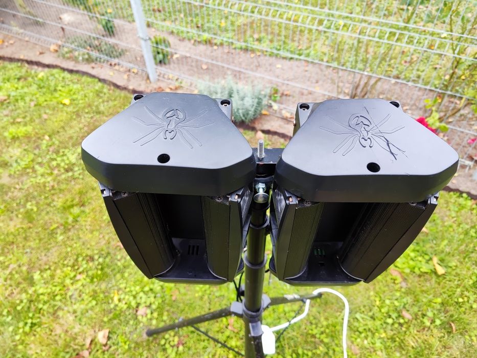 2 szt. LIGHT4ME Spider mk II efekt LED 8x3W RGBW