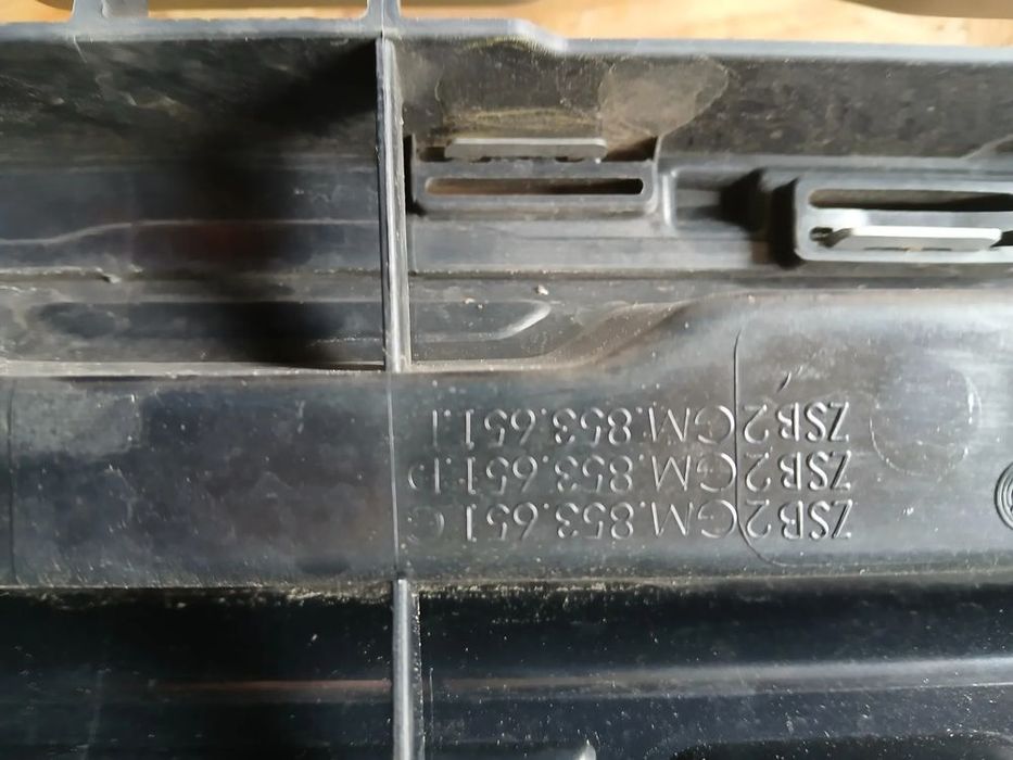 vw t cross 2gm 2019- atrapa grill przód 2gm853651