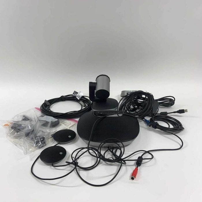 Веб-камера LOGITECH Group  conferencing  состояние новой с микрофонами