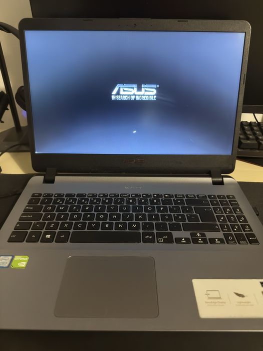 Asus VivoBook 15