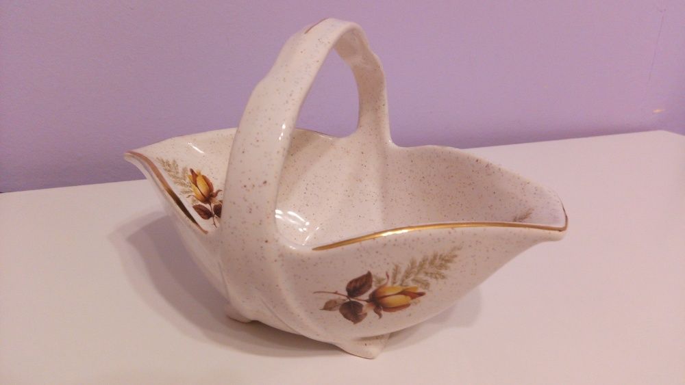 Porcelanowy koszyk Kernewek Goonhavern Autumn Rose