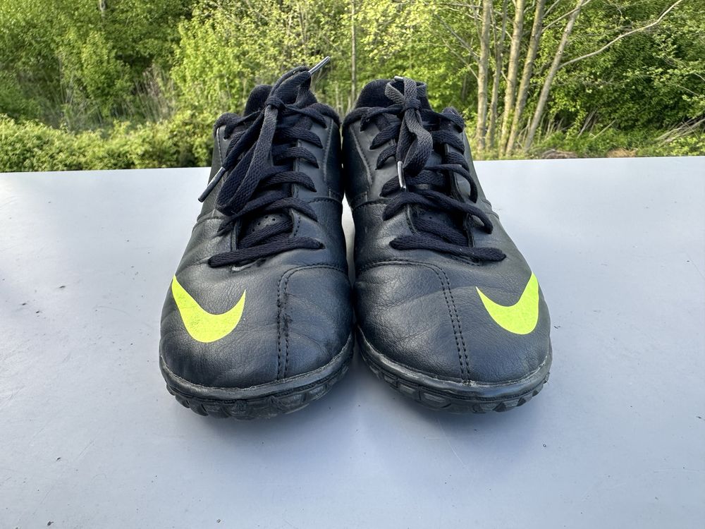 żwirówki NIKE rozm. 36