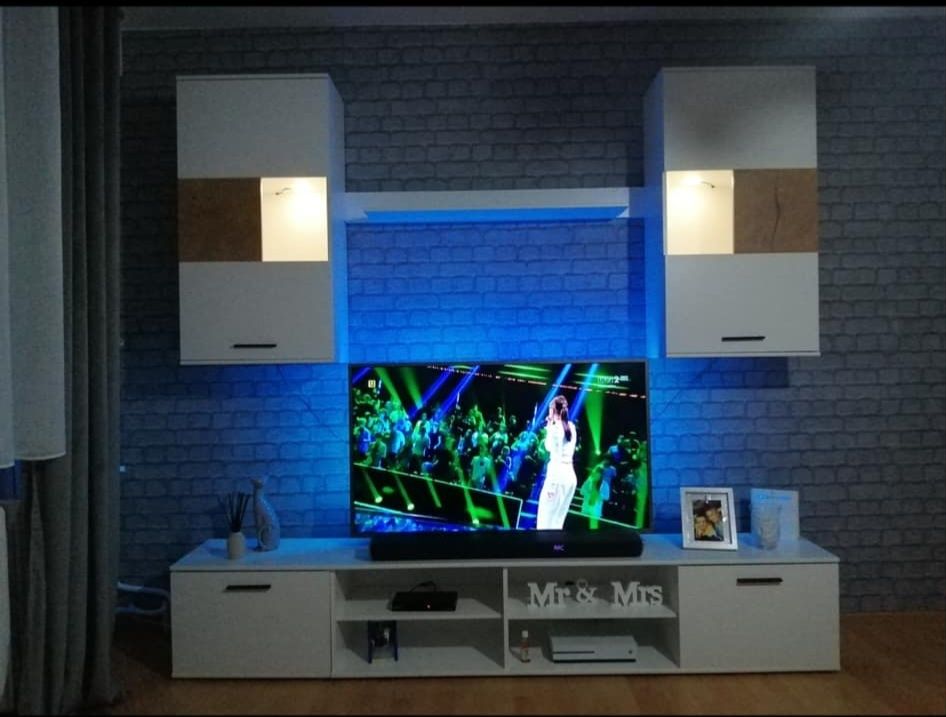 Meblościanka Spalt 2 z BRW Biała Led