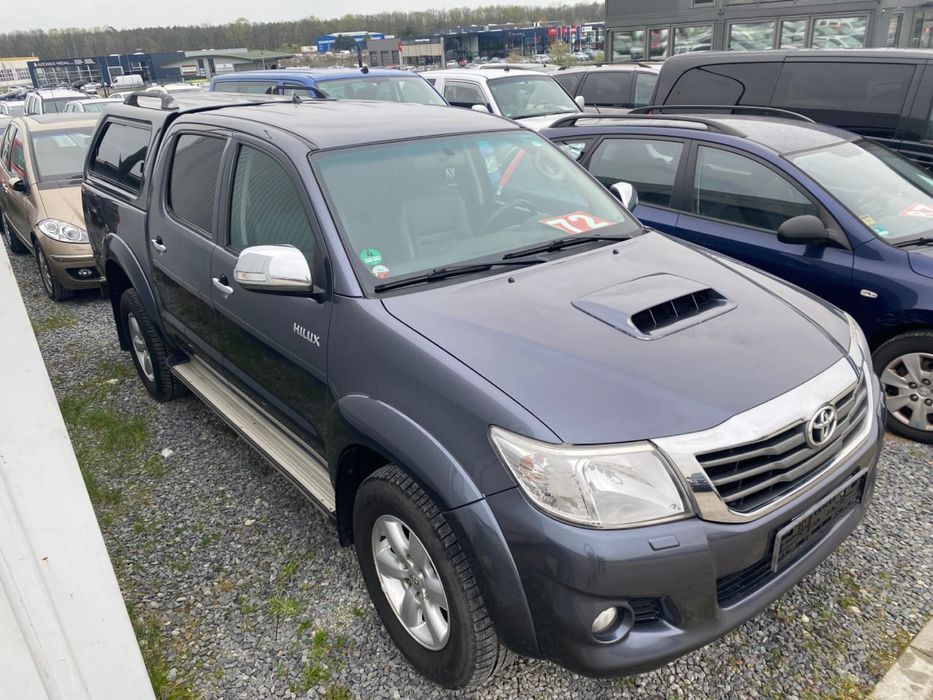 Toyota Hilux Double Cab Life 4x4