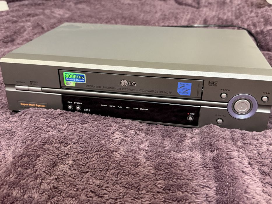 відеомагнітофон LG L218 Super Multi System VHS.
