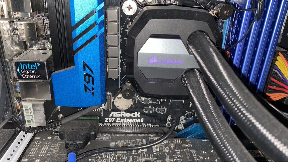 Komputer i7 32 gb ram ssd 512Gb chłodzenie wodne