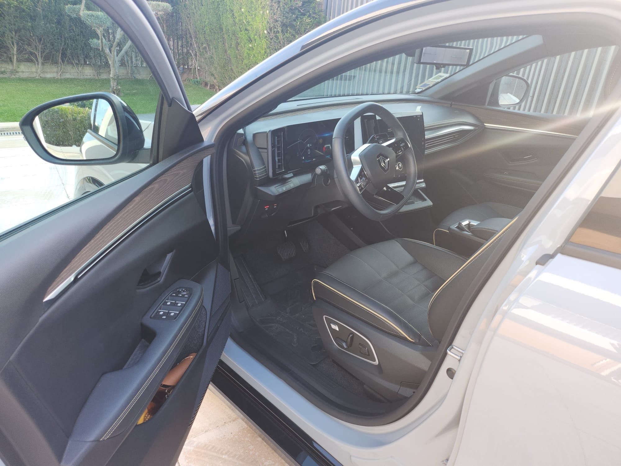 Renault Megane E-tech EV60 Iconic Full-extras