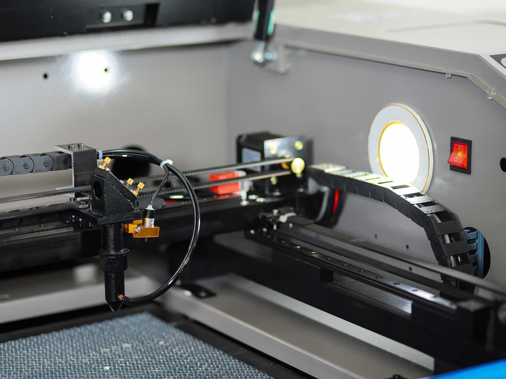 Лазерний верстат CO2 TD-5070 EFR 60W 500x700мм