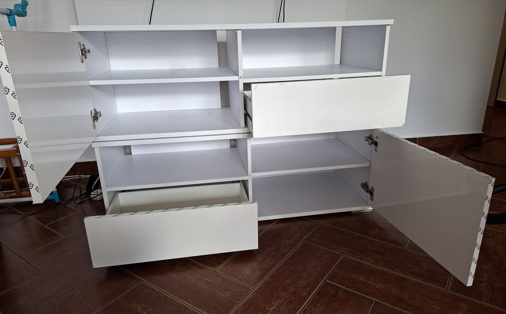 Szafka pod TV - front biały połysk nowy