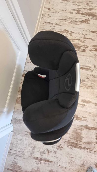 Fotelik samochodowy Cybex Solution Q3-Fix ISOFIX – rośnie z dzieckiem