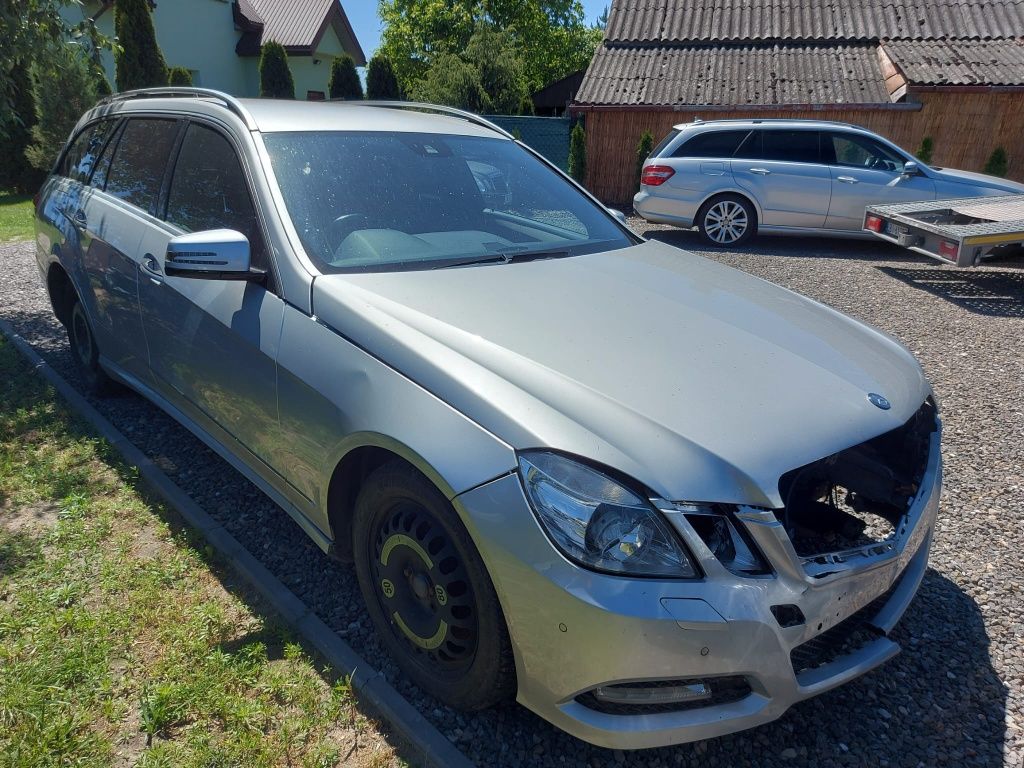 Mercedes w212  2.2CDI C775