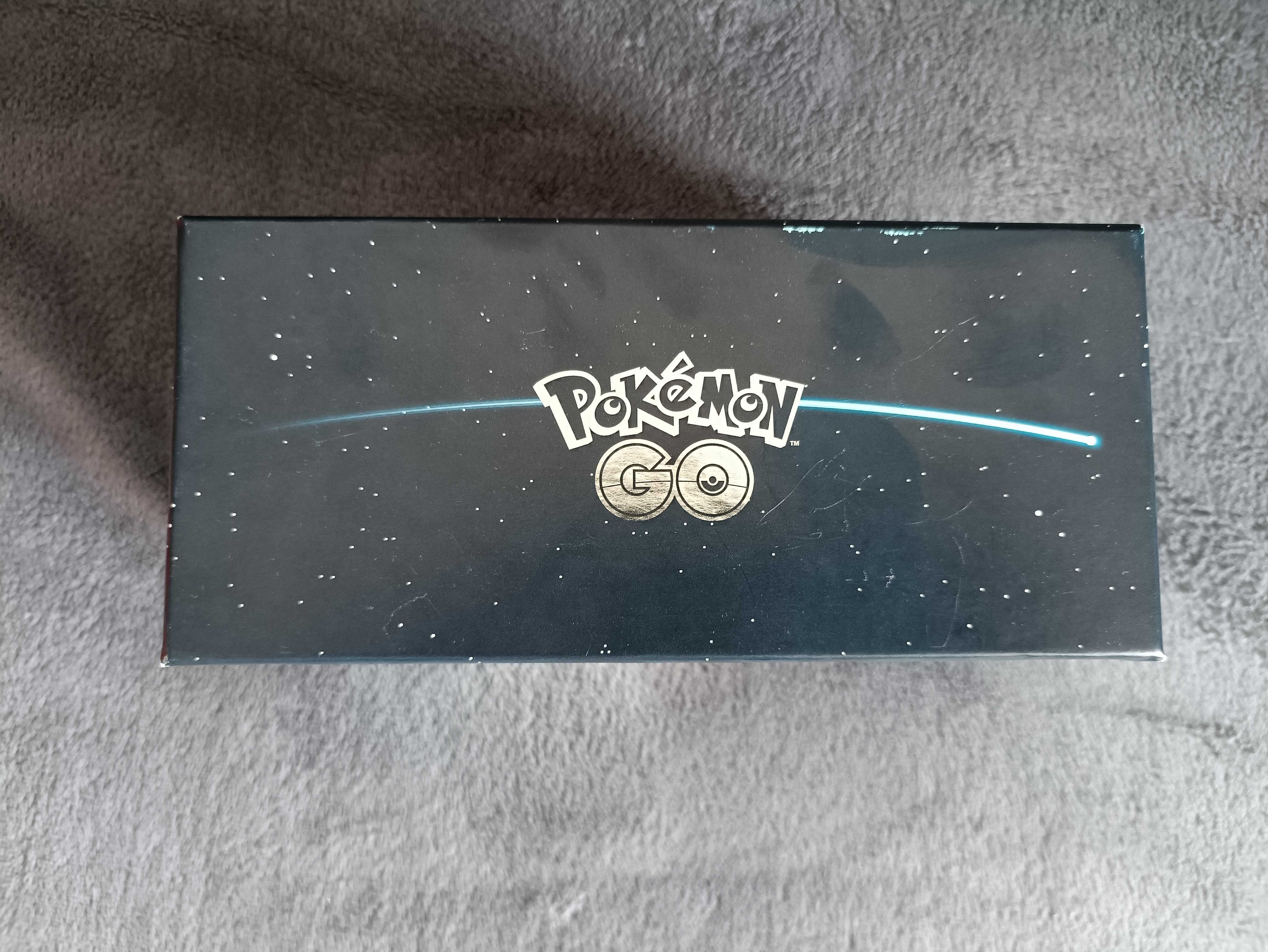 Pudełko Elite Trainer Box z dodatku Pokemon GO
