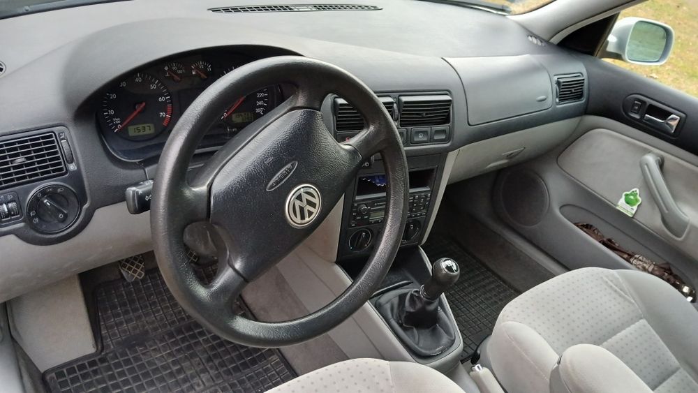 Sprzedam Wolkswagena Golfa IV