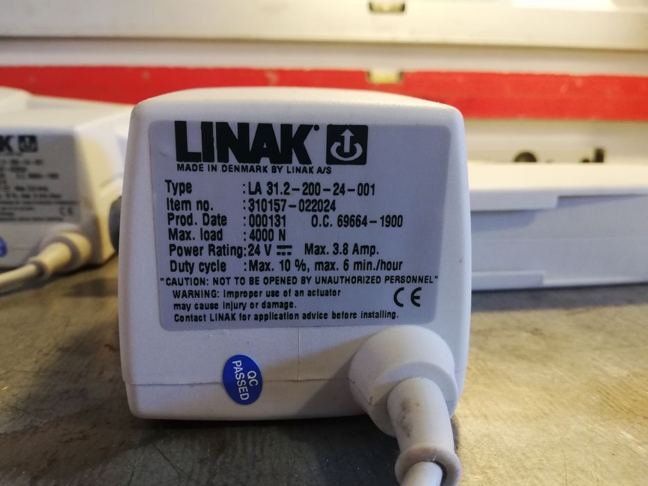 Siłownik elektryczny liniowy