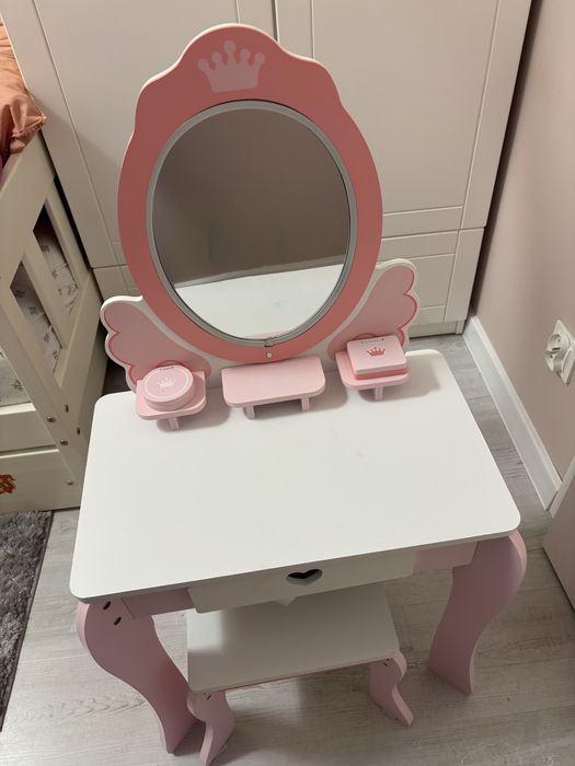 Toaletka dla dziewczynki rozowa