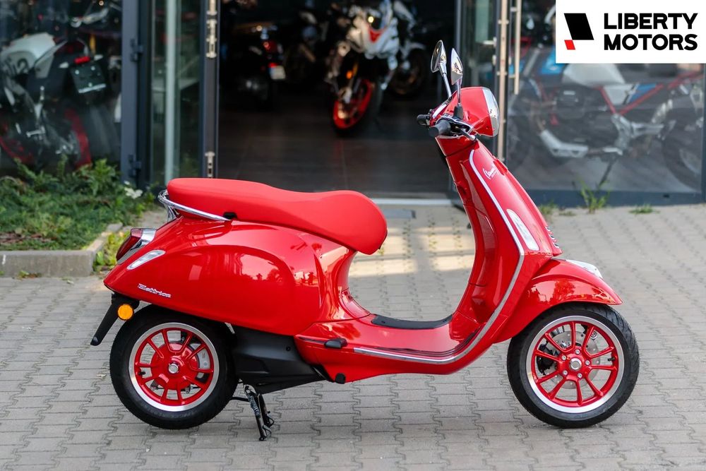 Vespa Primavera Red 125 / 2025 / Gwarancja 4 lata
