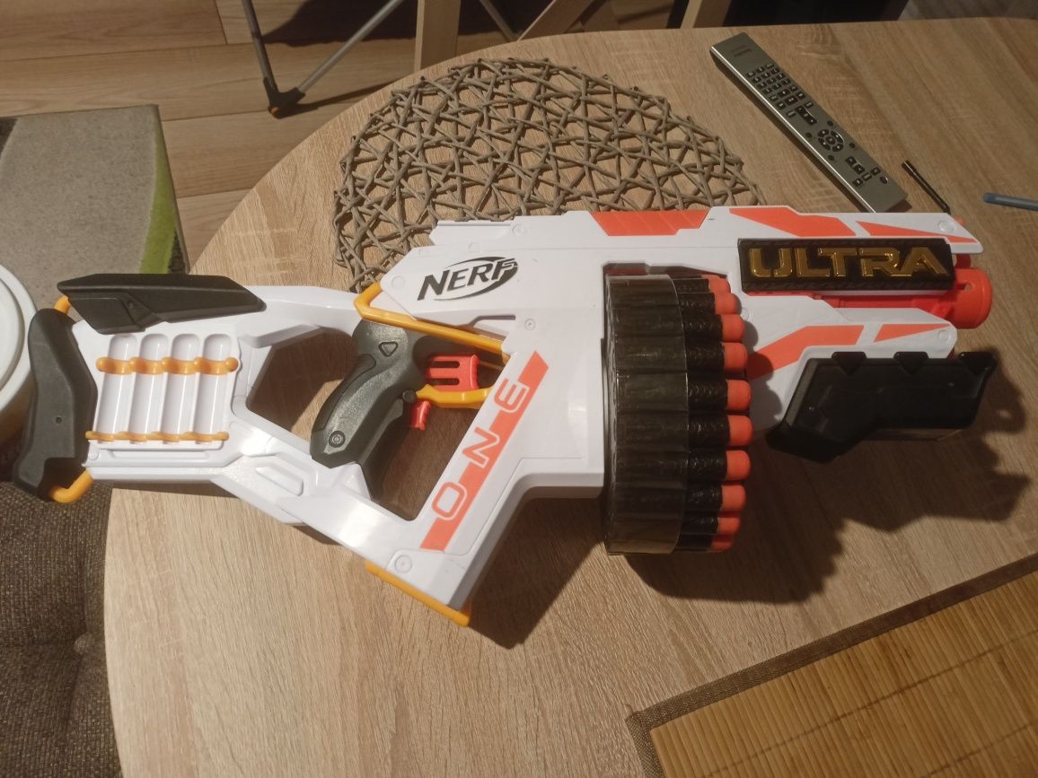 Nerf Ultra One + strzałki