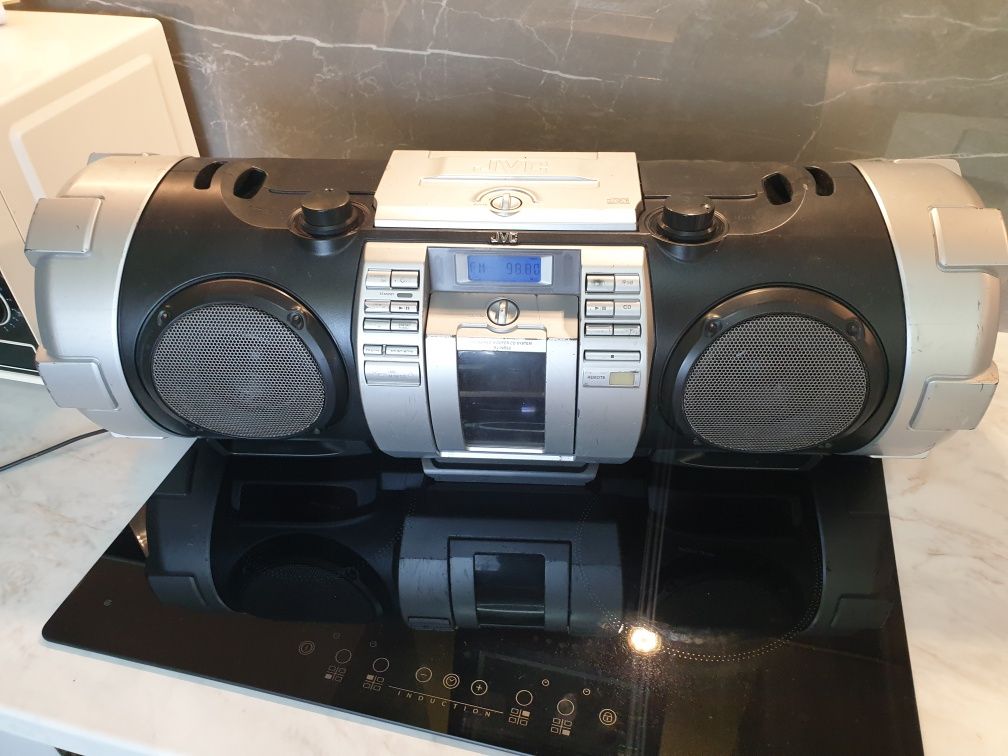 JVC boombox rv nb50