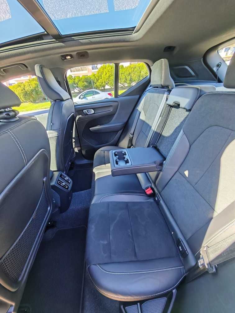 Volvo XC40 Twin Pro Dual Motor Eléctrico 408 Cvs