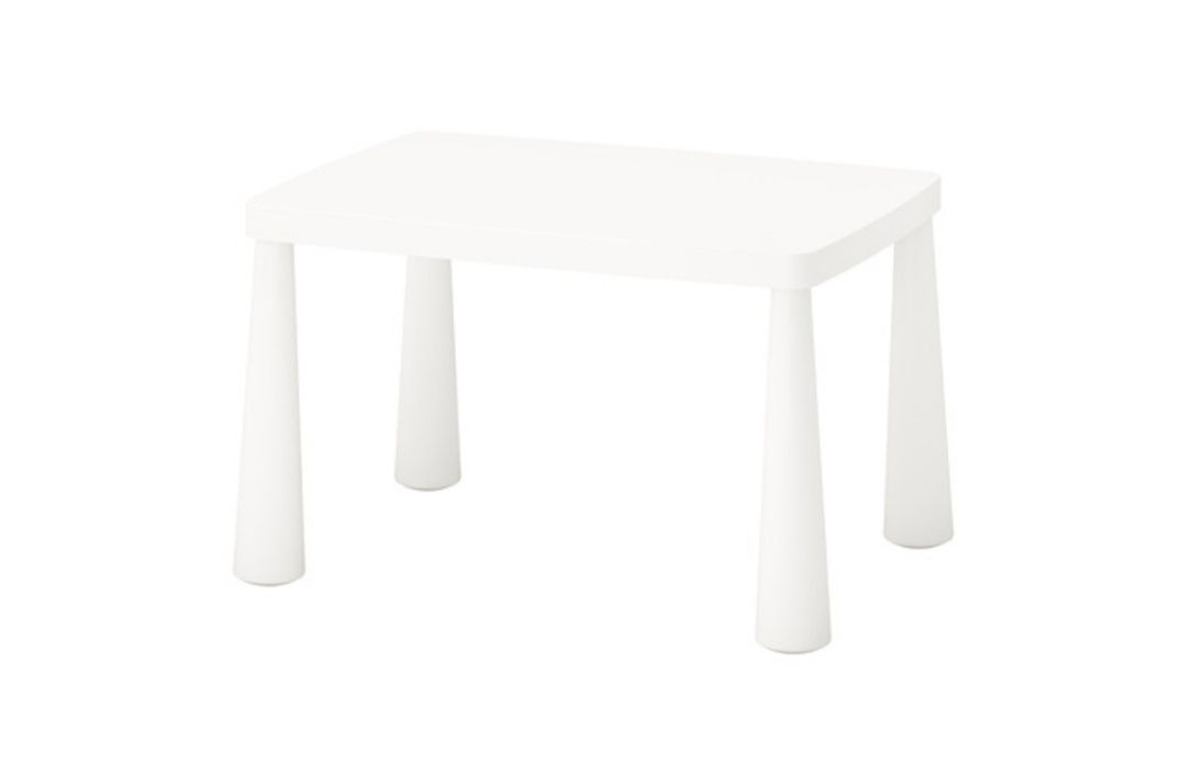 Stolik z krzesełkami IKEA