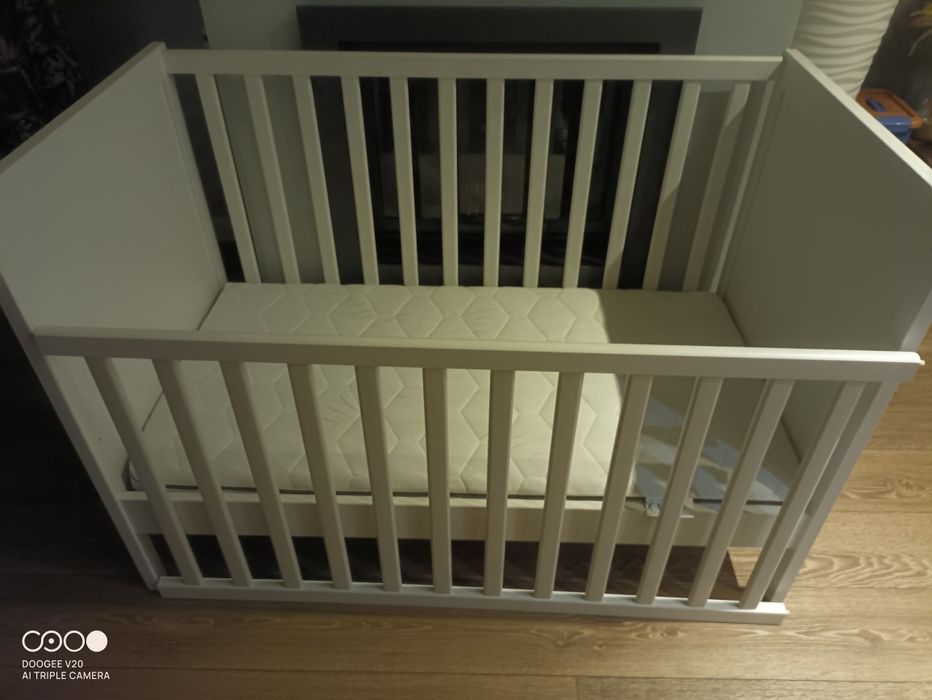 Łóżeczko  dziecięce ikea sundvik