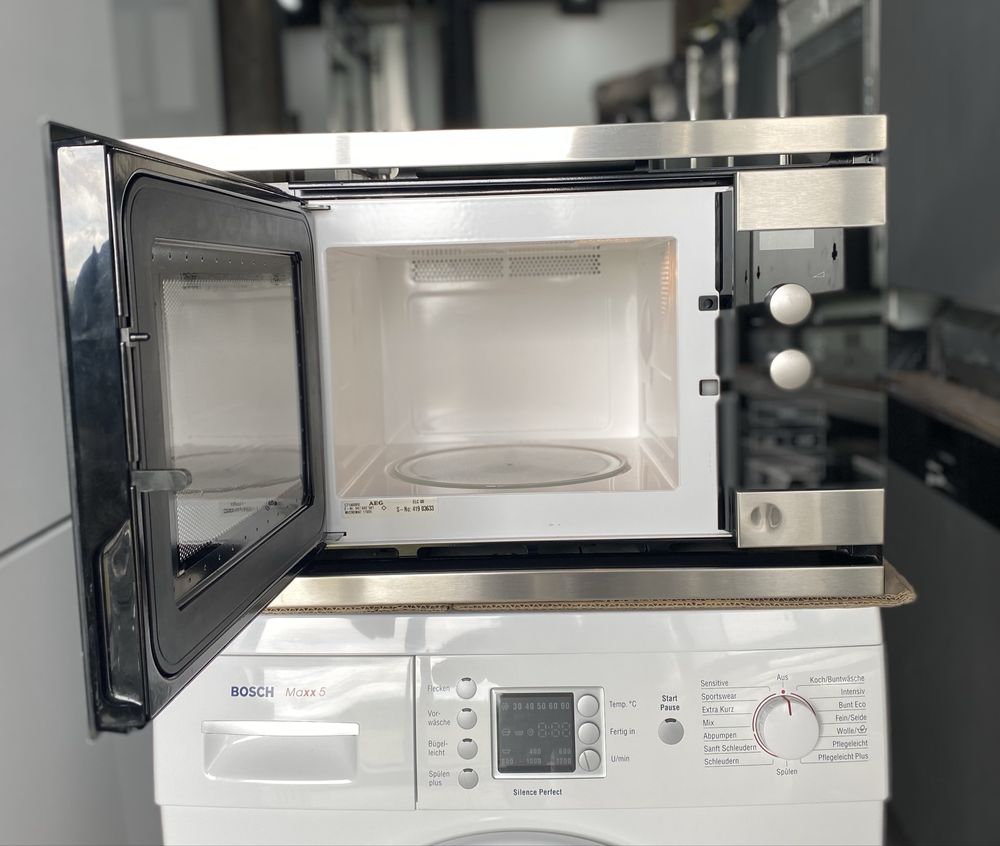 Micromat 1760E — німецька мікрохвильова піч AEG‑Electrolux
