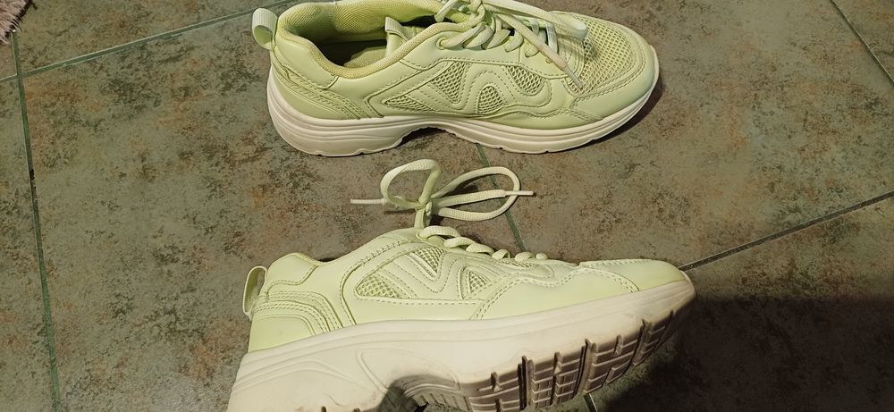 Buty na wysokiej podeszwie Graceland, rozmiar 38