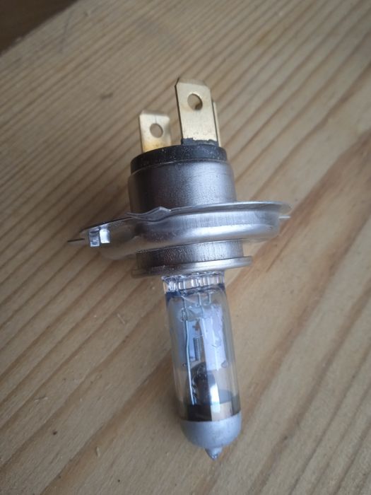 Лампочка галогенна H4 U37R OSRAM Bilux 64193 NBP Germany 60/65Watt 
За