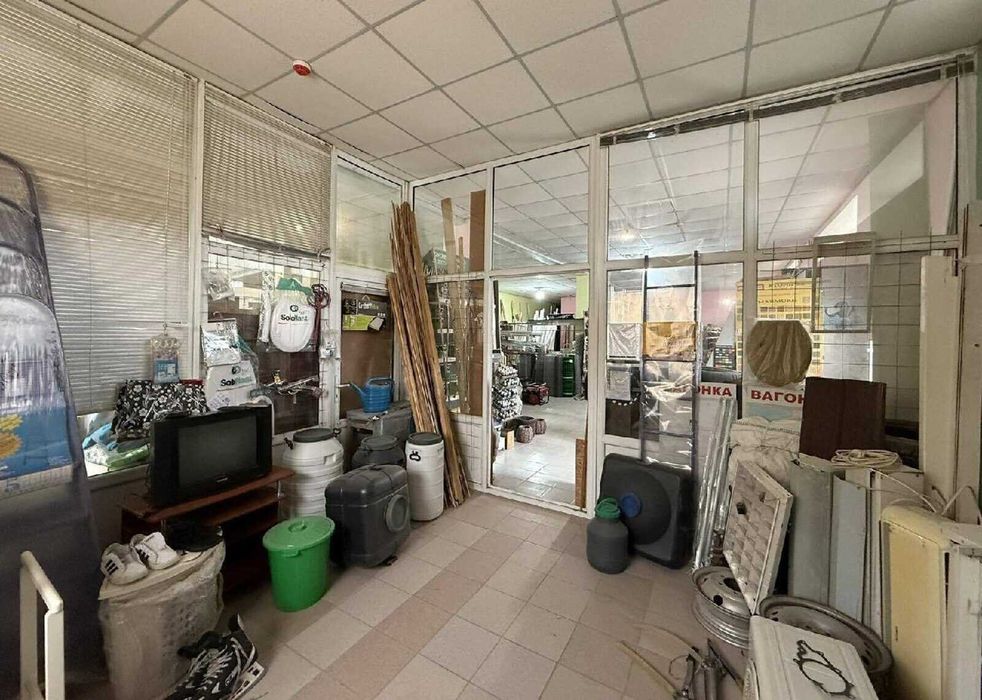 Продаж спеціального приміщення в Гнівані