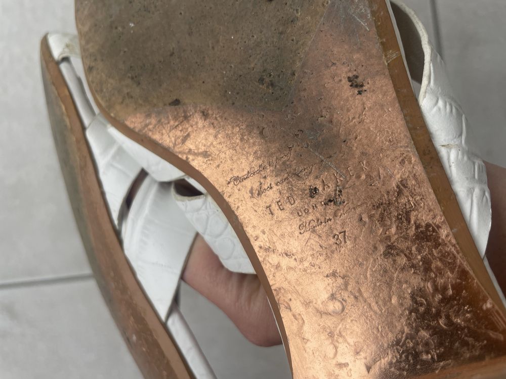 Ted Baker klapki skórzane skóra 36/37