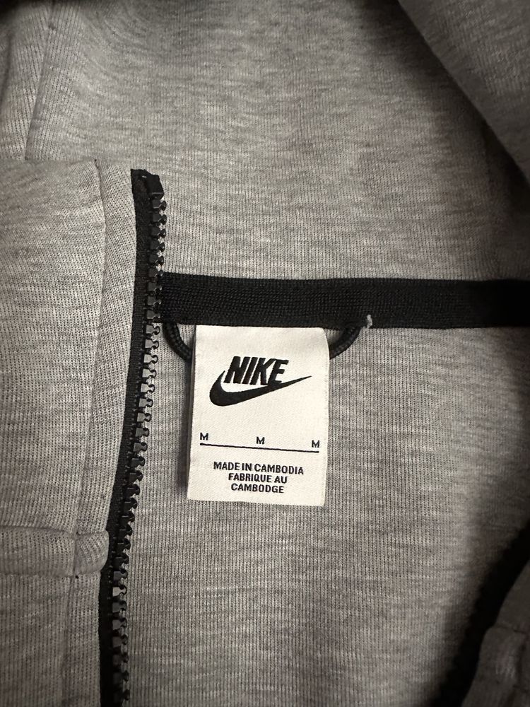Кофта nike tech fleece