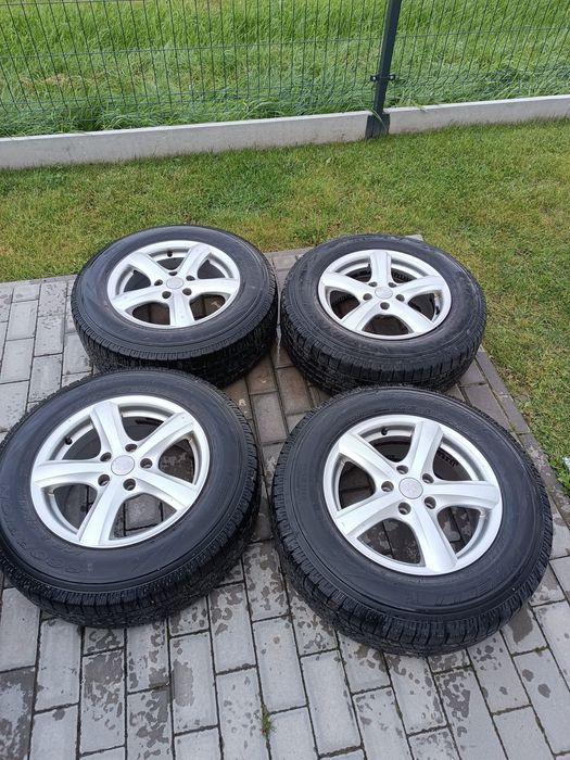 Alufelgi R16, Opony zimowe Pirelli
