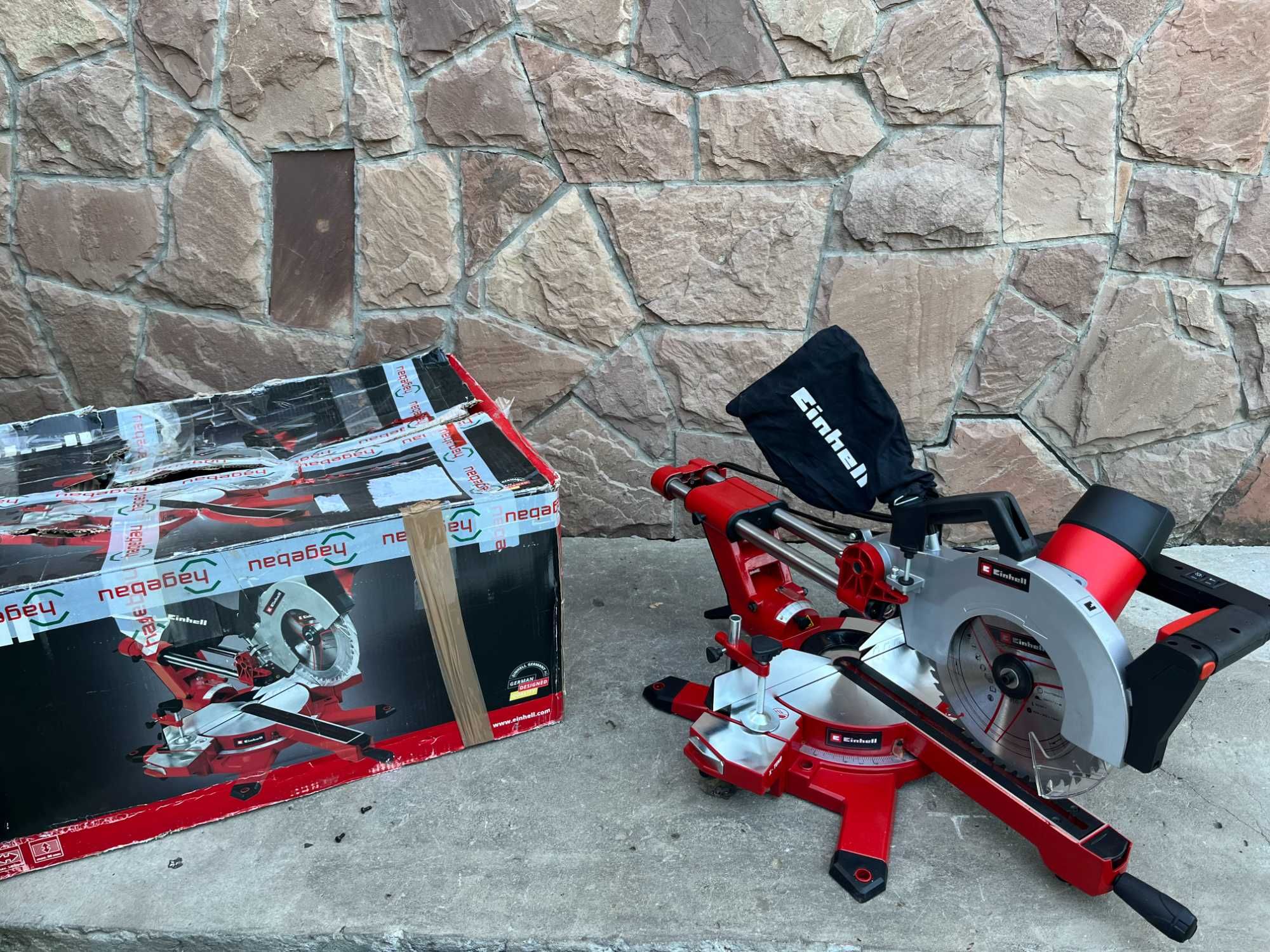 Торцювальна пила Einhell 2534Dual