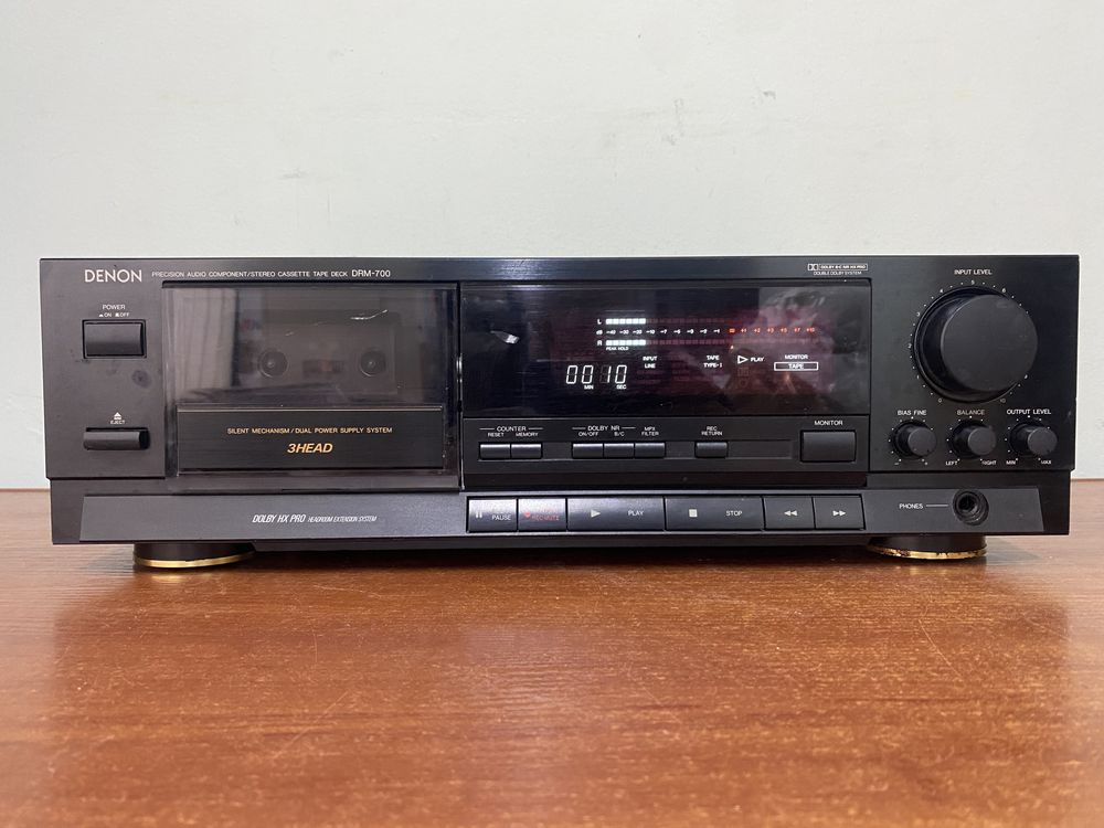 Касетна дека Denon DRM-700