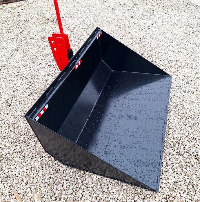 Łycha na tylni tuz do ciągnika,  łyżka, Łycha