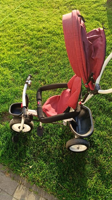 Rowerek trójkołowy dla dziewczynki