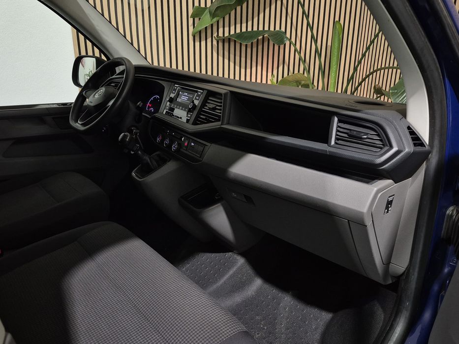 VW Transporter LONGA 2.0TDI - 2020 | GARANTIA | NACIONAL