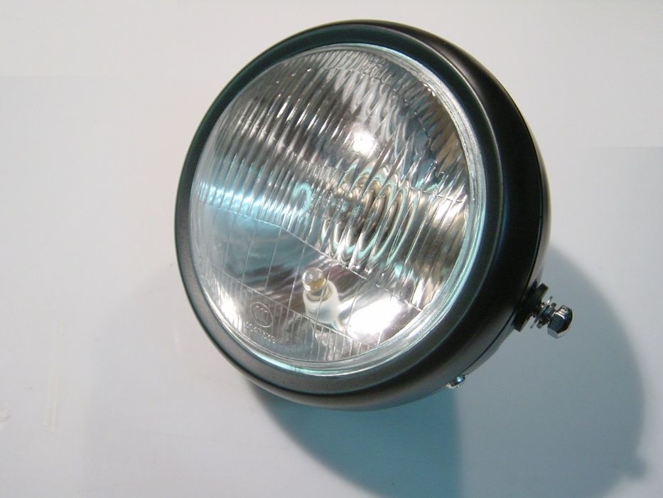 Farol universal redondo com máximo, médio e mínimo